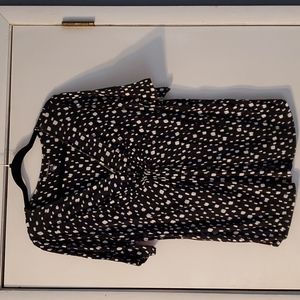 Lane Bryant black / white rouched short sleeve 14/16